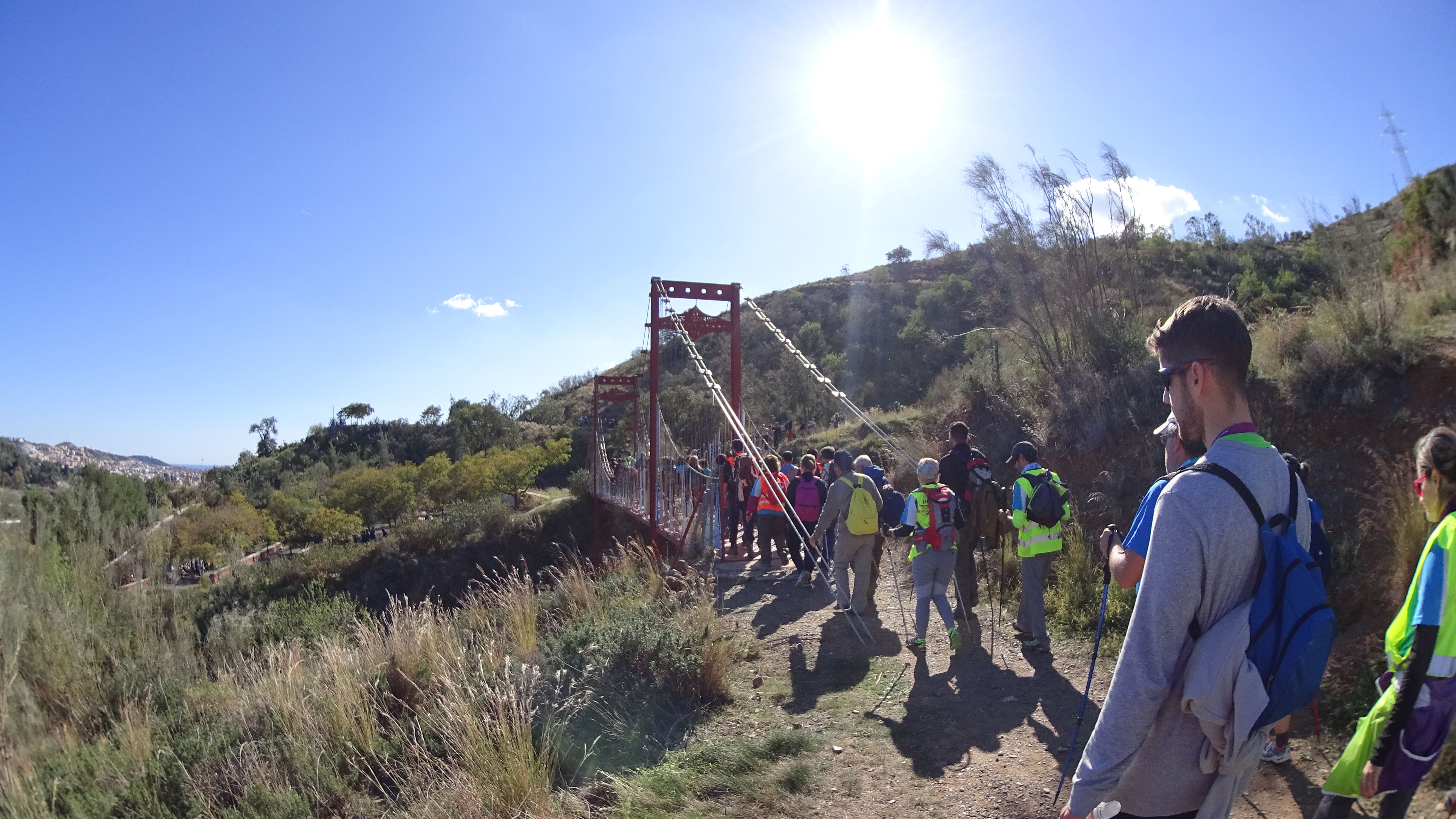 Puente de hierro en el Parque de la Concepción